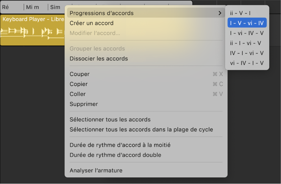 Figure. Groupe d’accords sélectionné sur la piste d’accords avec le sous-menu « Progressions des accords » ouvert et affichant la progression d’accords sélectionnée.