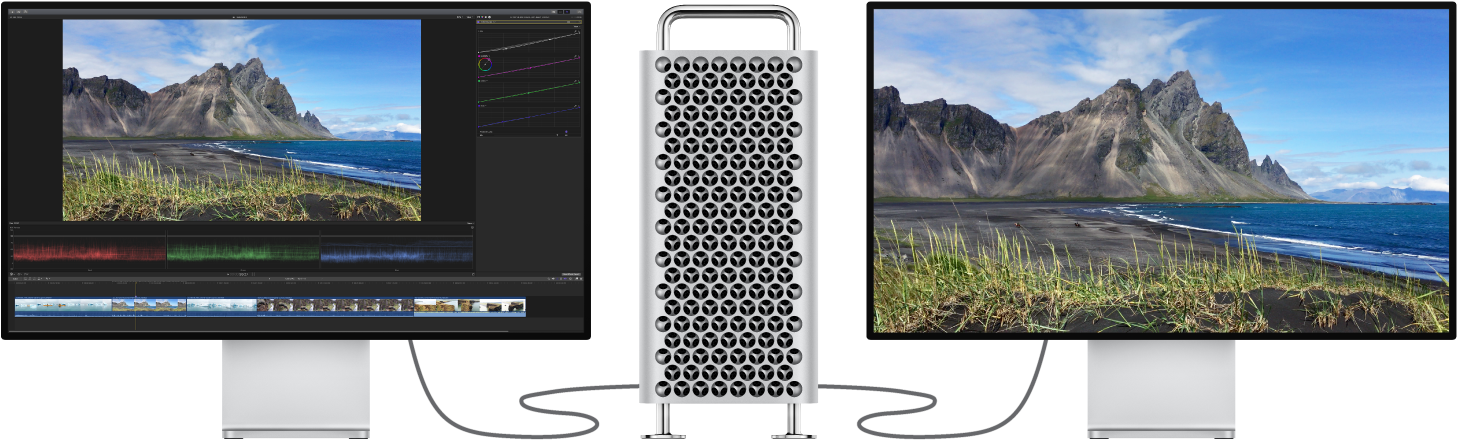 Final Cut Pro 인터페이스를 보여주는 Pro Display XDR과 뷰어 콘텐츠만 보여주는 보조 Pro Display XDR이 연결된 Mac Pro