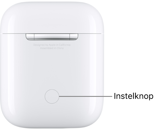 De instelknop middenachter op de oplaadcase van de AirPods 1 en 2.