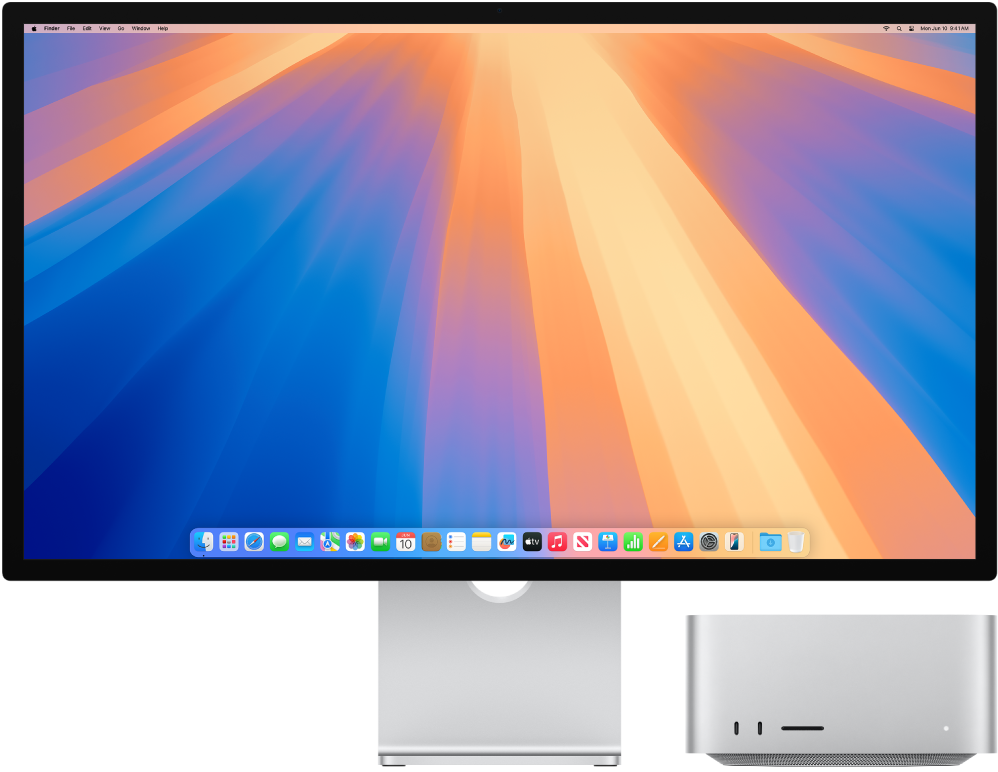 Studio Display dan Mac Studio berdampingan.