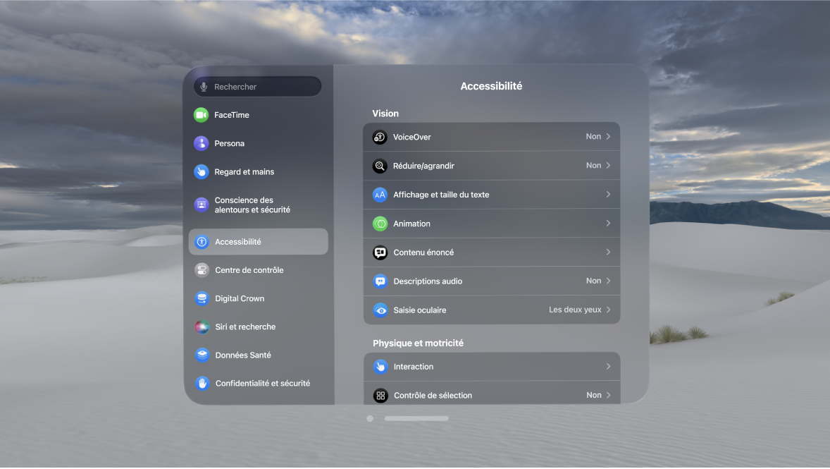 Réglages d’accessibilité sur l’Apple Vision Pro, montrant des réglages tels que VoiceOver, Saisie oculaire et Contrôle de sélection.