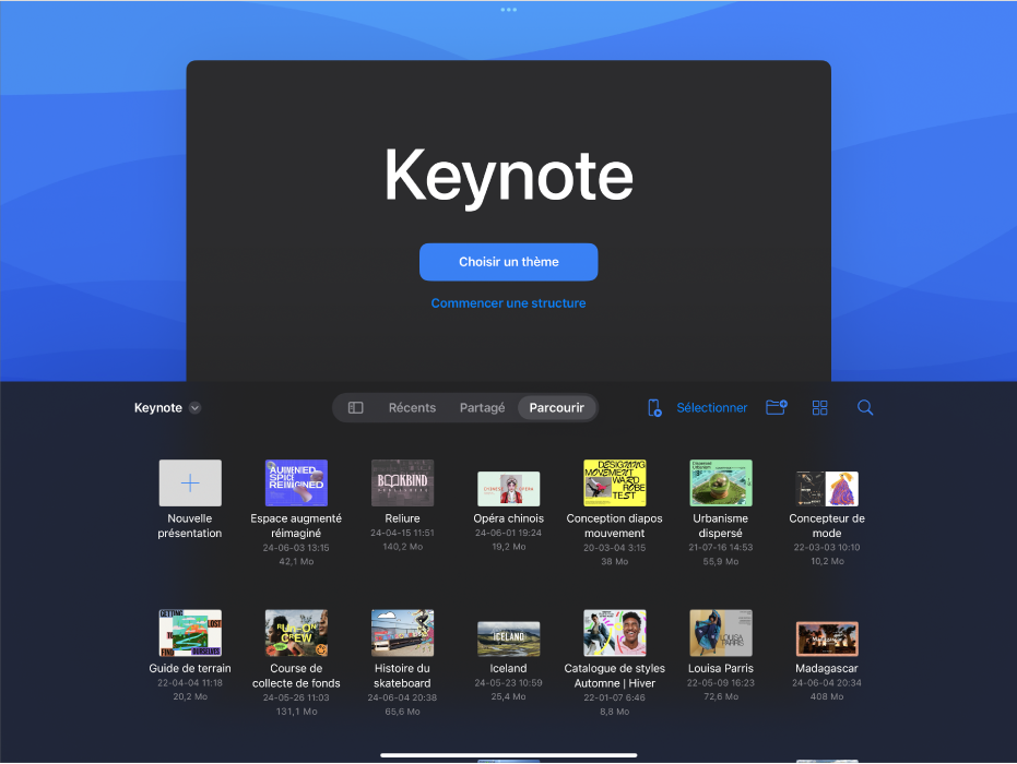 Le gestionnaire de documents Keynote présente des boutons pour créer un diaporama à partir d’un thème ou d’une structure en haut de l’écran et des commandes pour ouvrir les présentations enregistrées au bas de l’écran.