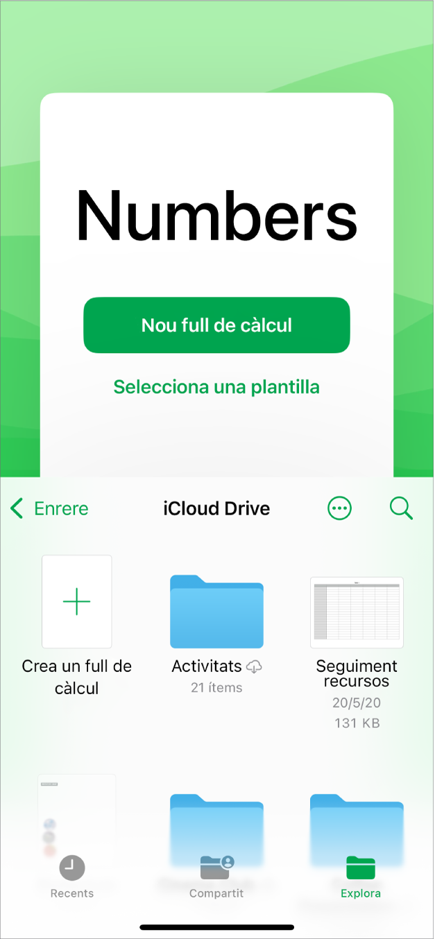 El gestor de documents del Numbers amb botons per crear un full de càlcul o escollir una plantilla a la part superior de la pantalla i, a la part inferior, controls per obrir un full de càlcul desat.