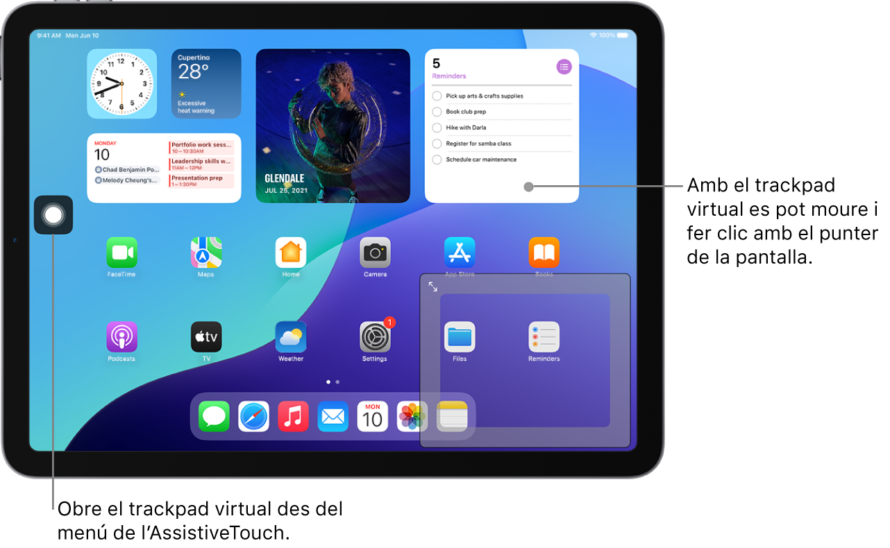 Un iPad amb un trackpad virtual situat a l’angle de la pantalla. A la pantalla, també hi ha el menú de l’AssistiveTouch (que serveix per obrir el trackpad) i el punter (controlat pel trackpad).