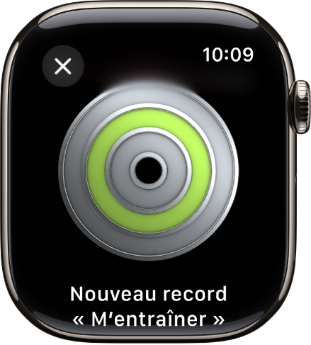 Apple Watch montrant la réalisation d’un trophée. Sous le trophée se trouve sa description. Vous pouvez faire glisser le trophée pour le faire pivoter.