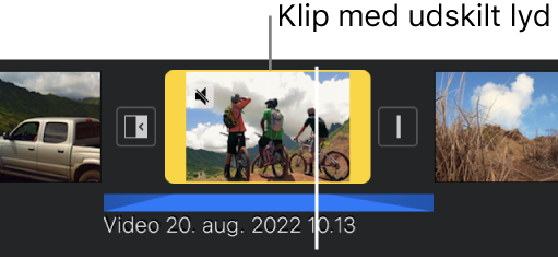 Et videoklip på tidslinjen med et blåt adskilt lydklip nedenunder.