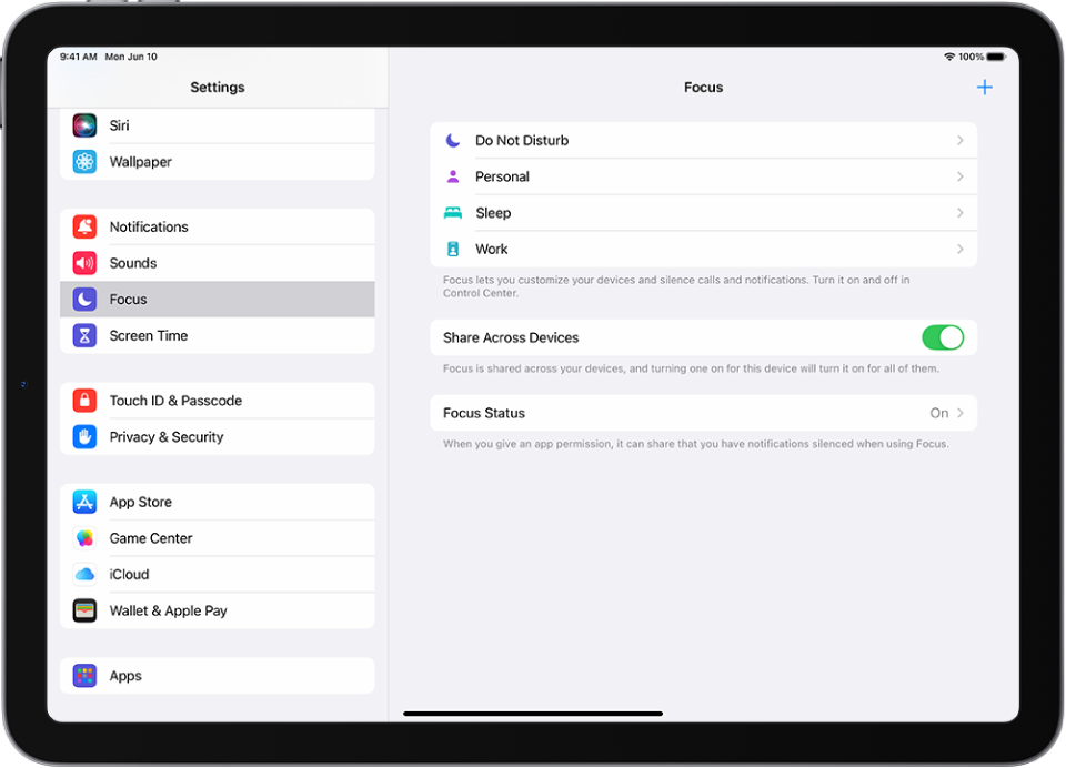 Ekraanil kuvatakse kuut Focuse valikut: Do Not Disturb, Driving, No messages during calls, Sleep, Personal ja Work. Nupp Share Across Devices on sees, mis võimaldab kasutada sama Focuse seadeid kõikides teie Apple'i seadmetes.