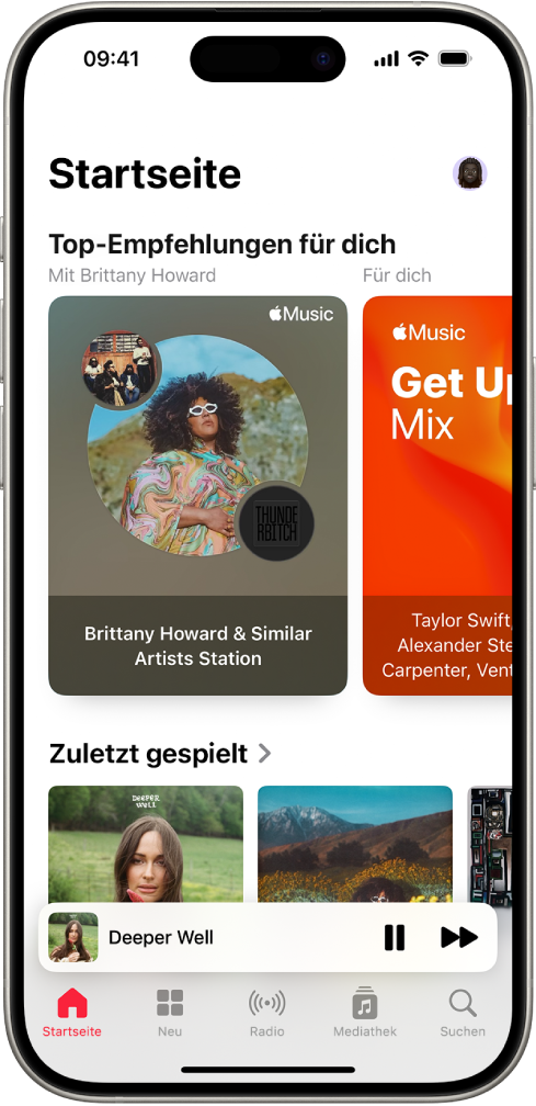 Der Home-Bildschirm der App „Musik“ mit den Top-Empfehlungen oben. Du kannst nach links oder rechts streichen, um weitere, nur für dich gewählte Musik anzuzeigen. Die Option „Zuletzt gespielt“ wird unten angezeigt.