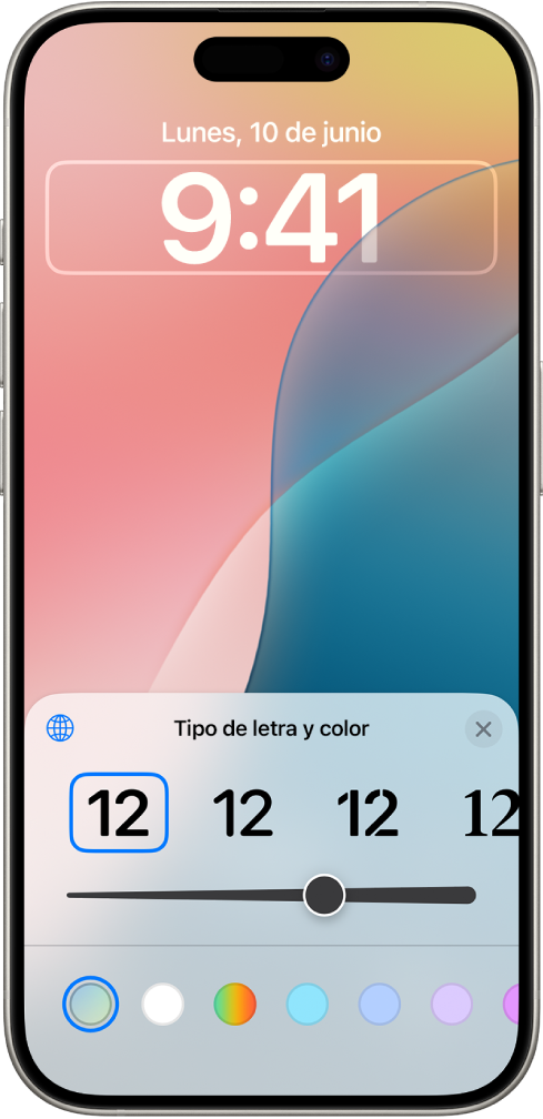 Pantalla para editar el estilo del reloj en la pantalla de bloqueo con la hora seleccionada y los controles para elegir el estilo, el grosor y el color de la letra del reloj.