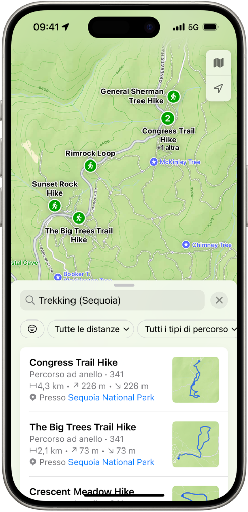 L’app Mappe con i risultati della ricerca delle percorsi di trekking in un parco nazionale.