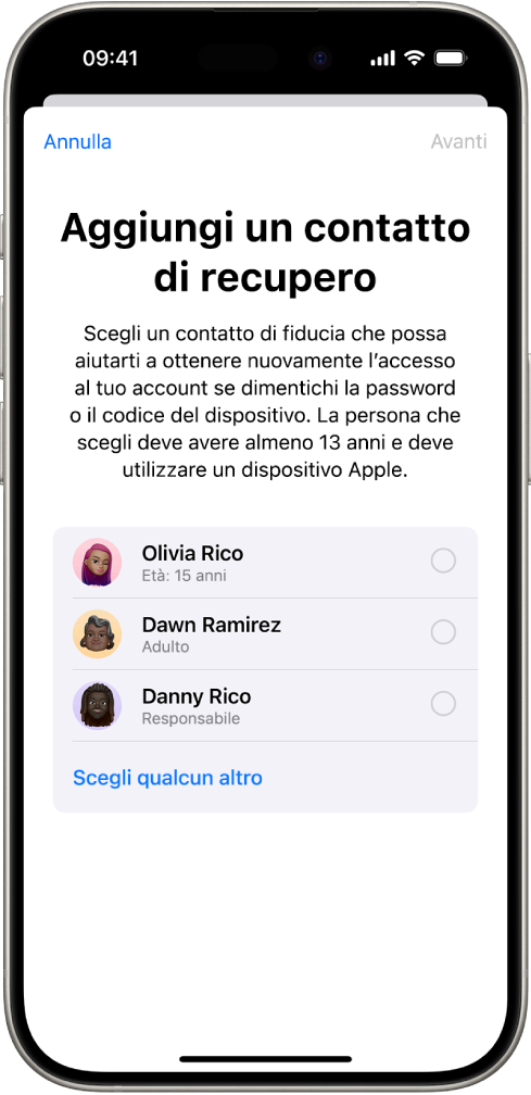 La schermata “Aggiungi contatto di recupero” che mostra le persone suggerite da selezionare come contatto di recupero e l’opzione per scegliere qualcun altro.