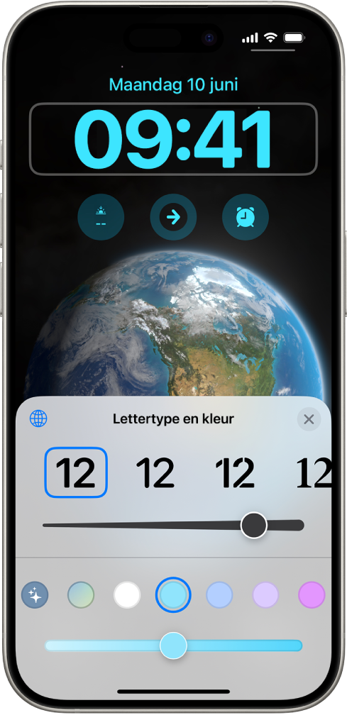 Het toegangsscherm van de iPhone, met regelaars om het lettertype en de kleur van de tijd aan te passen.