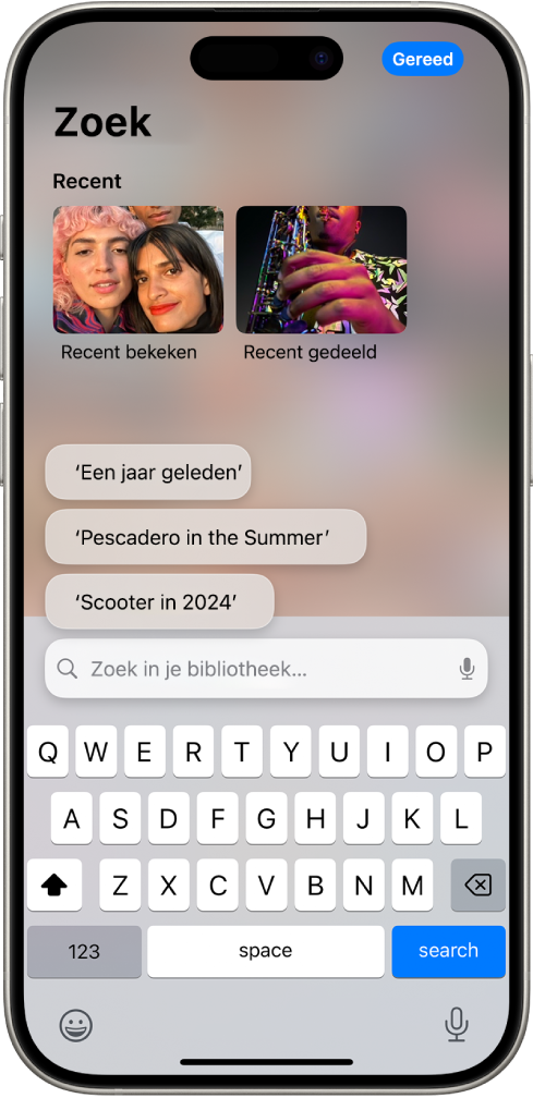 Het zoekscherm in de Foto's-app. Boven in het scherm zie je recent bekeken of gedeelde onderdelen, gevolgd door voorgestelde zoekacties en tot slot het zoekveld.