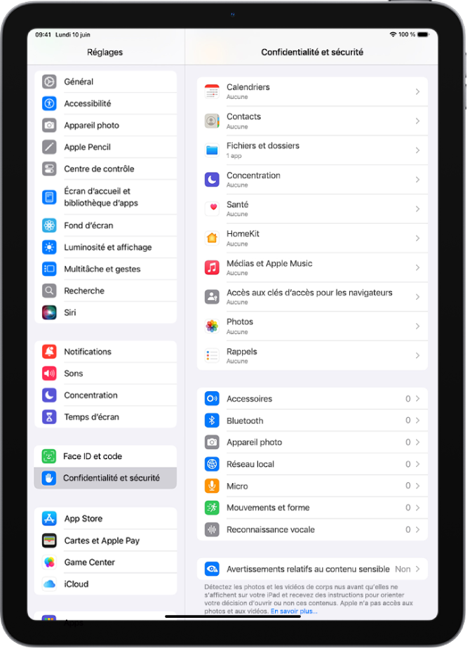 L’écran « Confidentialité et sécurité », avec des réglages permettant de contrôler les apps pouvant utiliser la caméra, le micro et d’autres parties de l’iPad.