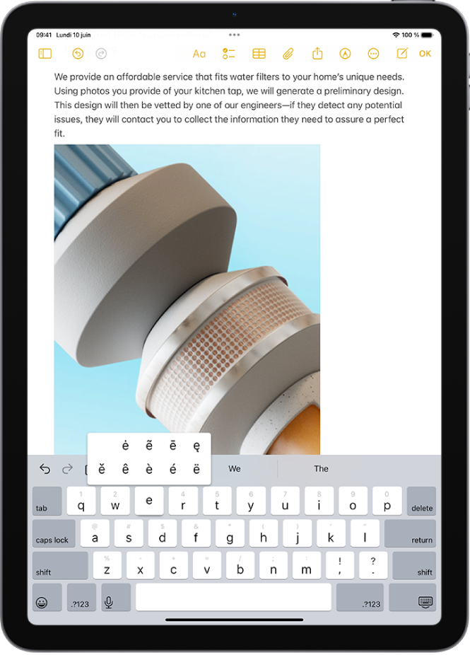 Le clavier à l’écran affichant d’autres caractères accentués qui s’affichent lorsque vous maintenez enfoncée la touche E.