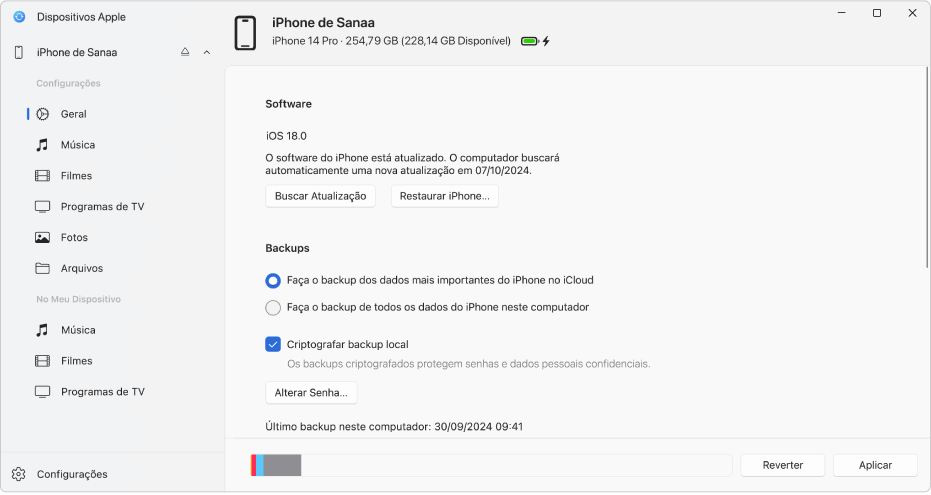 Um dispositivo selecionado na barra lateral e as opções de sincronização sendo exibidas na janela.