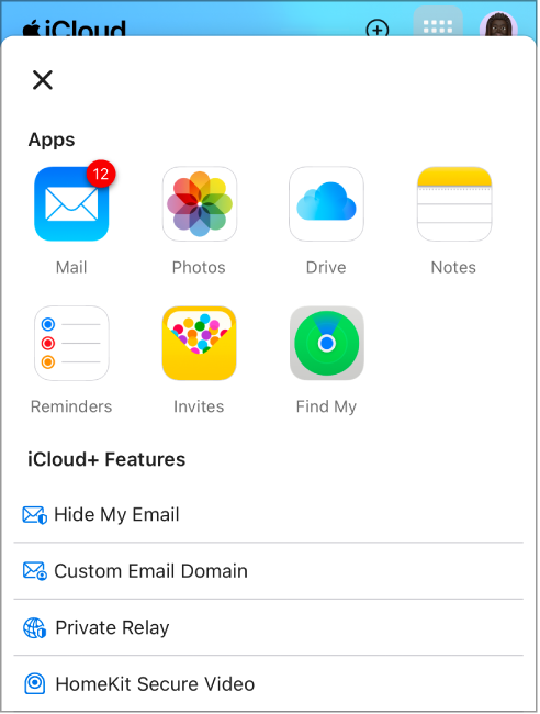 A la pàgina d’inici de l’iCloud, hi ha obert el menú d’apps i mostra les apps següents: Mail, Fotos, iCloud Drive, Notes, Recordatoris, Invitacions i Buscar.