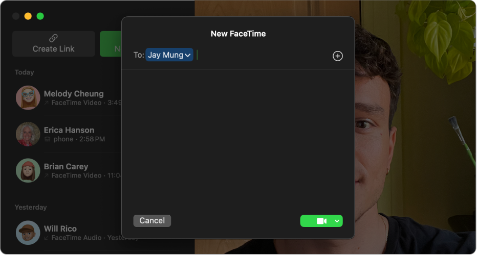 Ein Fenster „Neuer FaceTime-Anruf“ zeigt die Option zum Starten eines FaceTime-Videoanrufs oder eines FaceTime-Audioanrufs.