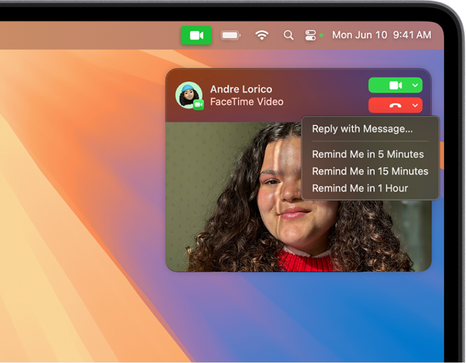 O notificare de apel FaceTime pentru un apel recepționat, afișând butoanele Răspunde și Refuză și opțiunile pentru refuzarea apelului.