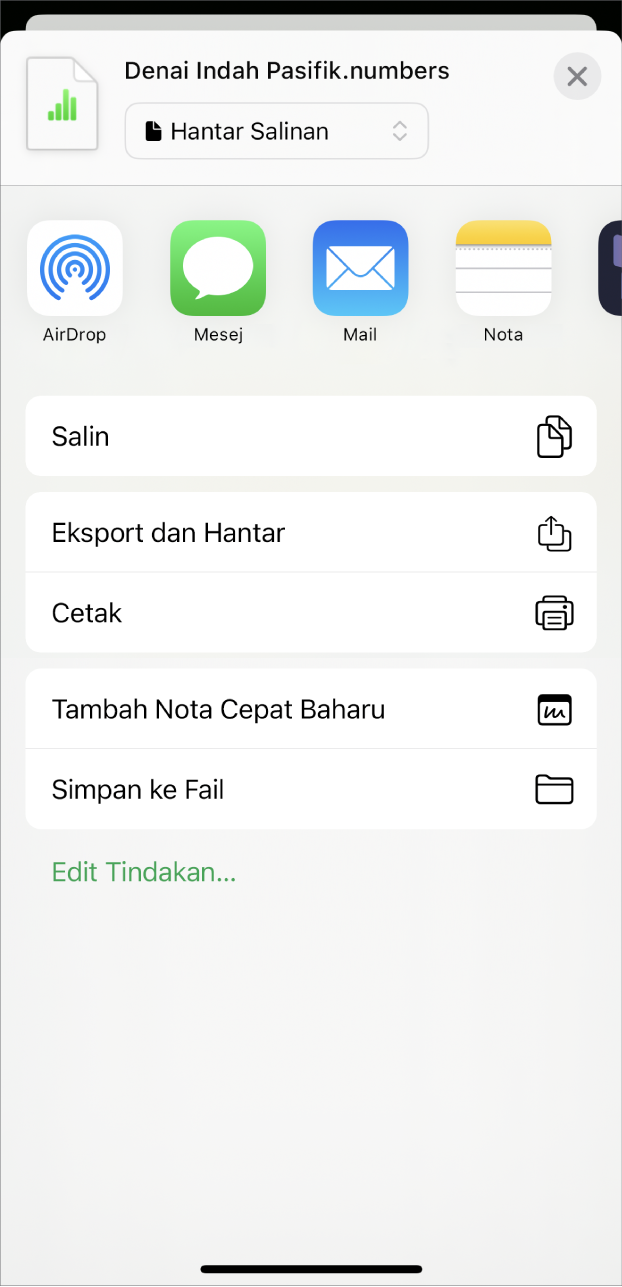 Tetingkap Numbers menunjukkan menu Kongsi dengan pilihan untuk menghantar salinan hamparan, mengeksport dan menghantar dalam format berbeza atau mencetak atau menyimpan hamparan ke aplikasi Fail.