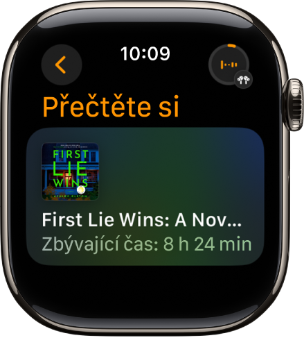 Obrazovka aplikace Audioknihy s aktuálně přehrávanou knihou spolu s názvem a zbývajícím časem. Vpravo nahoře je umístěné tlačítko Právě hraje.