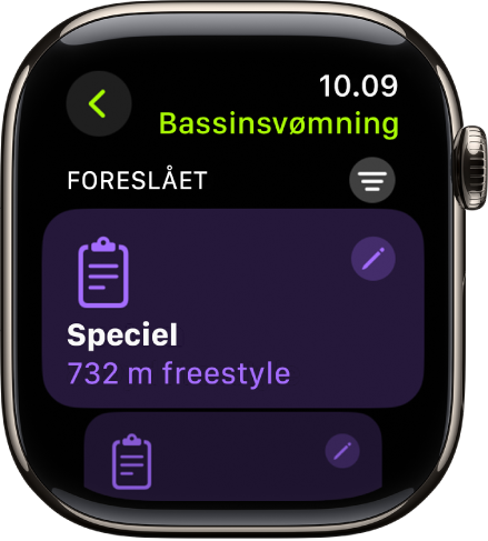 En skærm i appen Træning, der viser indstillinger til en speciel træning med bassinsvømning.