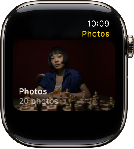 L’app Photos sur l’Apple Watch qui affiche un album intitulé Amis.