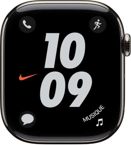 Le cadran « Nike hybride » avec de grands chiffres affichant l’heure au milieu. Quatre complications sont affichées : Téléphone se trouve en haut à gauche, Exercice en haut à droite, Messages en bas à gauche et Musique en bas à droite.