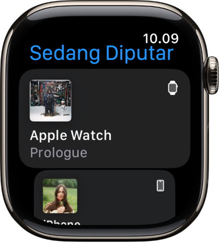 App Sedang Diputar menampilkan daftar perangkat. Musik yang sedang diputar di Apple Watch terdapat di bagian atas daftar. Entri iPhone terdapat di bawah.