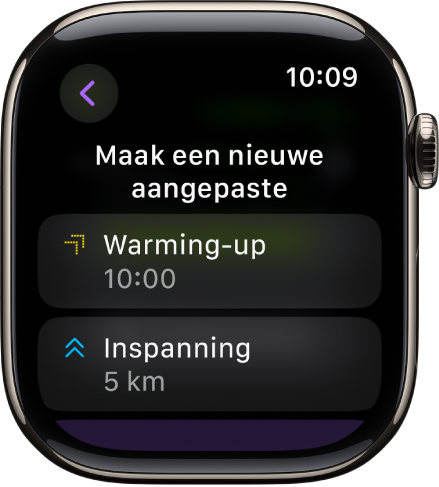 De Work-out-app, met een scherm voor het aanmaken van een nieuwe aangepaste work-out. In het midden staat de tegel 'Warming-up' met een interval van 10 minuten en daaronder staat de tegel 'Inspanning' met een interval van 3 mijl.