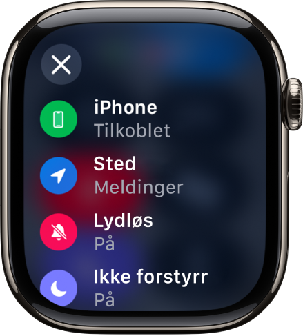 Statusinformasjonen viser at iPhone er tilkoblet, Sted brukes av Meldinger, Lydløsmodus er slått på, og Ikke forstyrr er slått på.
