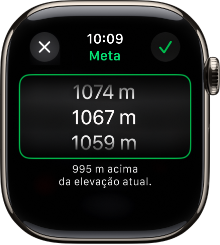 App Bússola mostrando a tela de Objetivo de Elevação. Uma lista rolável de elevações aparece no centro da tela. Abaixo da lista está uma indicação do quanto a elevação selecionada está acima ou abaixo da sua elevação atual. Na parte superior, os botões Fechar e Marcar.