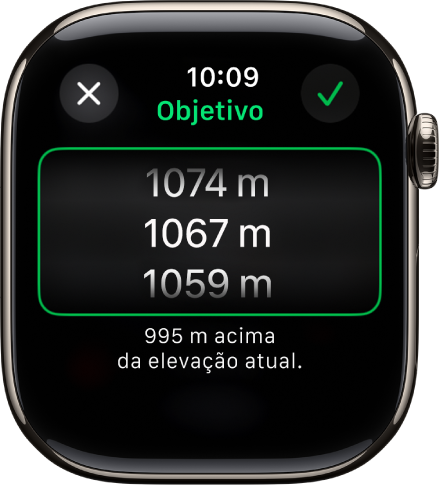 A aplicação Bússola com o ecrã “Objetivo de elevação”. Surge uma lista de elevações no meio do ecrã. Por baixo da lista encontra-se uma indicação do quão longe a elevação selecionada está acima ou abaixo da elevação atual. Na parte superior, encontram-se os botões “Fechar” e “Limpar”.