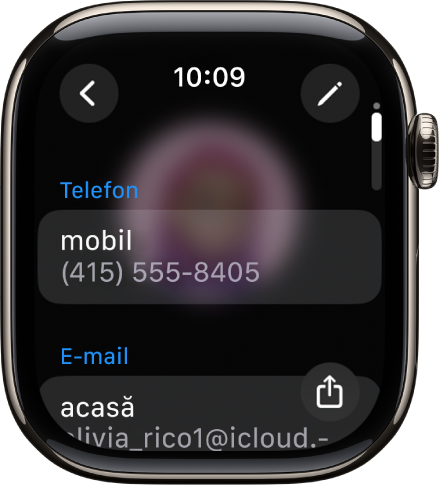 Aplicația Contacte afișând detaliile contactului. Butonul Editați apare în dreapta sus. Trei câmpuri apar în mijlocul ecranului – numărul de telefon, adresa de e‑mail și adresa de acasă. Un buton Partajați este în dreapta jos și un buton Înapoi este în stânga sus.
