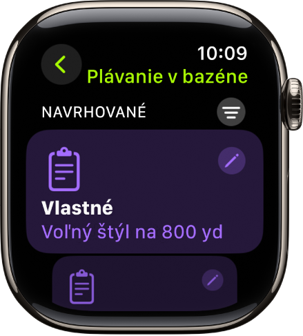 Obrazovka v apke Tréning, na ktorej sa zobrazujú nastavenia pre vlastný tréning plávania v bazéne.