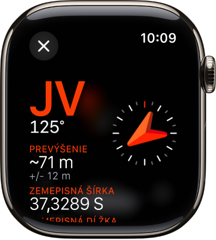 Apka Kompas s informačnou obrazovkou. Vľavo uprostred sa zobrazuje azimut s informáciou o svetovej strane (severozápad) a údajom v stupňoch (332 stupňov). Dole je uvedený aktuálny sklon a nadmorská výška. Na pravej strane je ukazovateľ kompasu. Vľavo hore je tlačidlo Zavrieť.