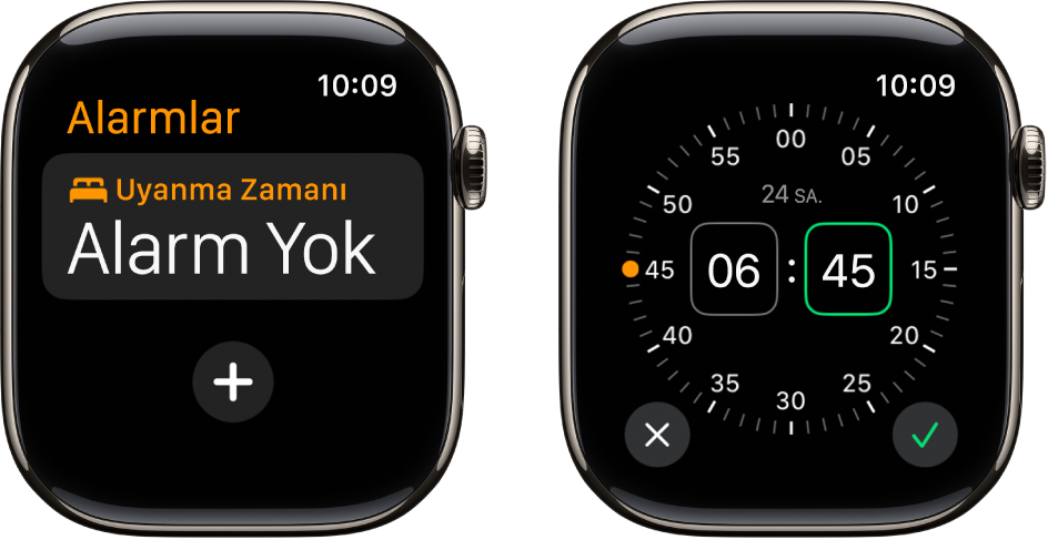 Alarm ekleme işlemlerini gösteren iki saat kadranı: Alarm Ekle’ye dokunun, ÖÖ’ye veya ÖS’ye dokunun, saati ayarlamak için Digital Crown’u çevirin, sonra denetle düğmesine dokunun.