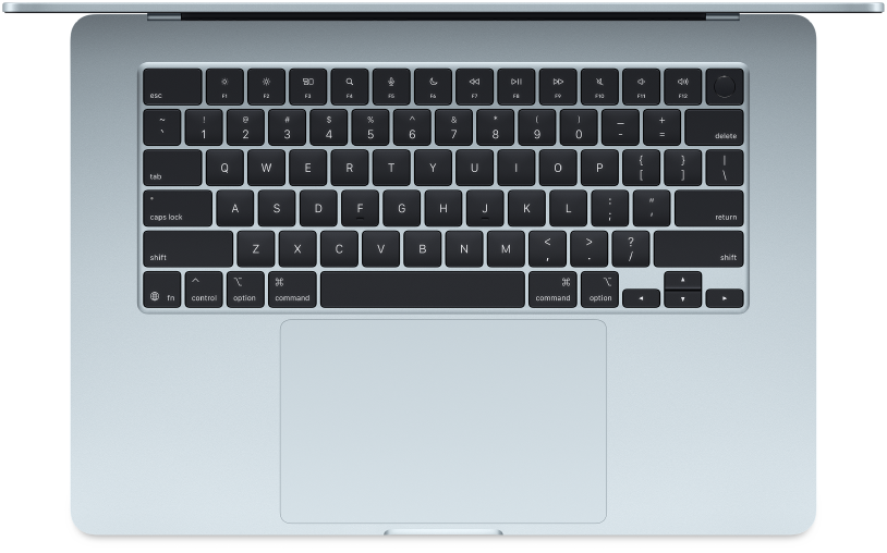 Prikaz računala MacBook Air odozgo.