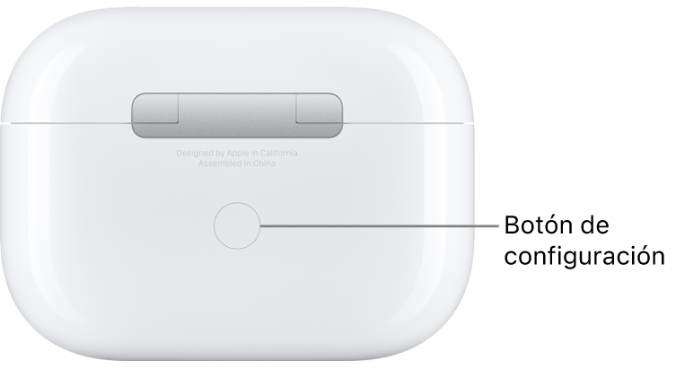 El botón de configuración está en el centro de la parte posterior del estuche de carga de los AirPods Pro.