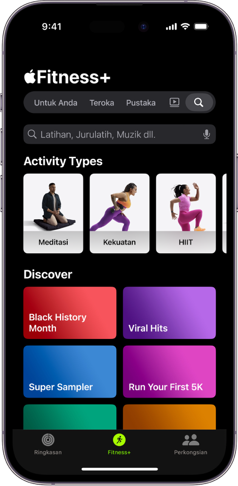 Skrin Cari dalam Apple Fitness+ menunjukkan medan carian di atas. Bahagian Activity Types di bawah menunjukkan jenis aktiviti ditampilkan. Bahagian Temui di bawah menunjukkan enam kategori.