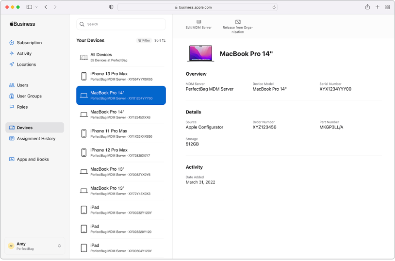Ventana de dispositivos de Apple Business Manager que muestra un dispositivo seleccionado y su información.