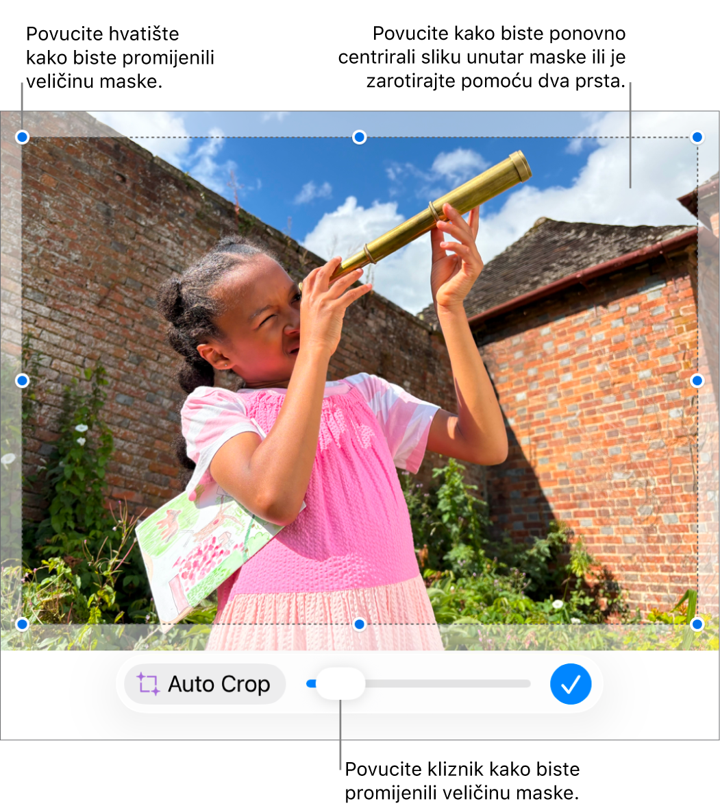 Kliznik maski na dnu fotografije.