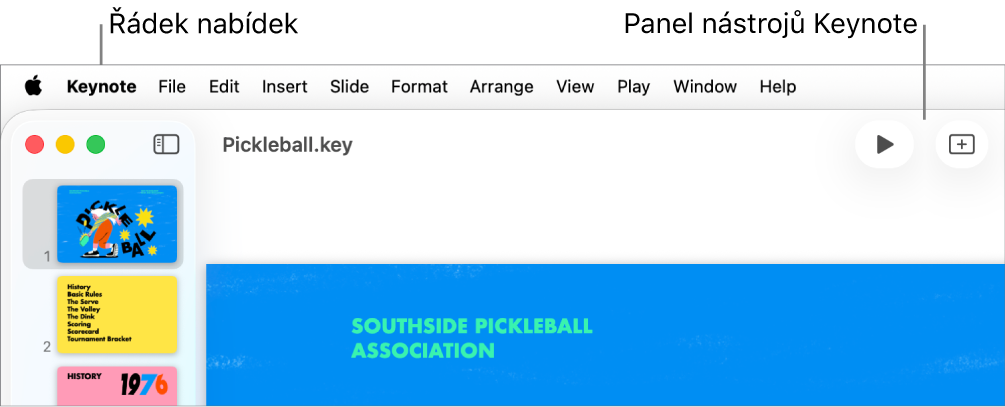 Řádek nabídek u horního okraje obrazovky s nabídkami Apple, Keynote, Soubor, Upravit, Přidat, Formát, Rozložení, Zobrazení, Přehrát, Sdílení, Okno a Nápověda. Pod řádkem nabídek je otevřená prezentace Keynote, v horní části je panel nástrojů s tlačítky Zobrazení, Velikost, Přidat snímek, Přehrát, Tabulka, Graf, Text, Tvar a Média.