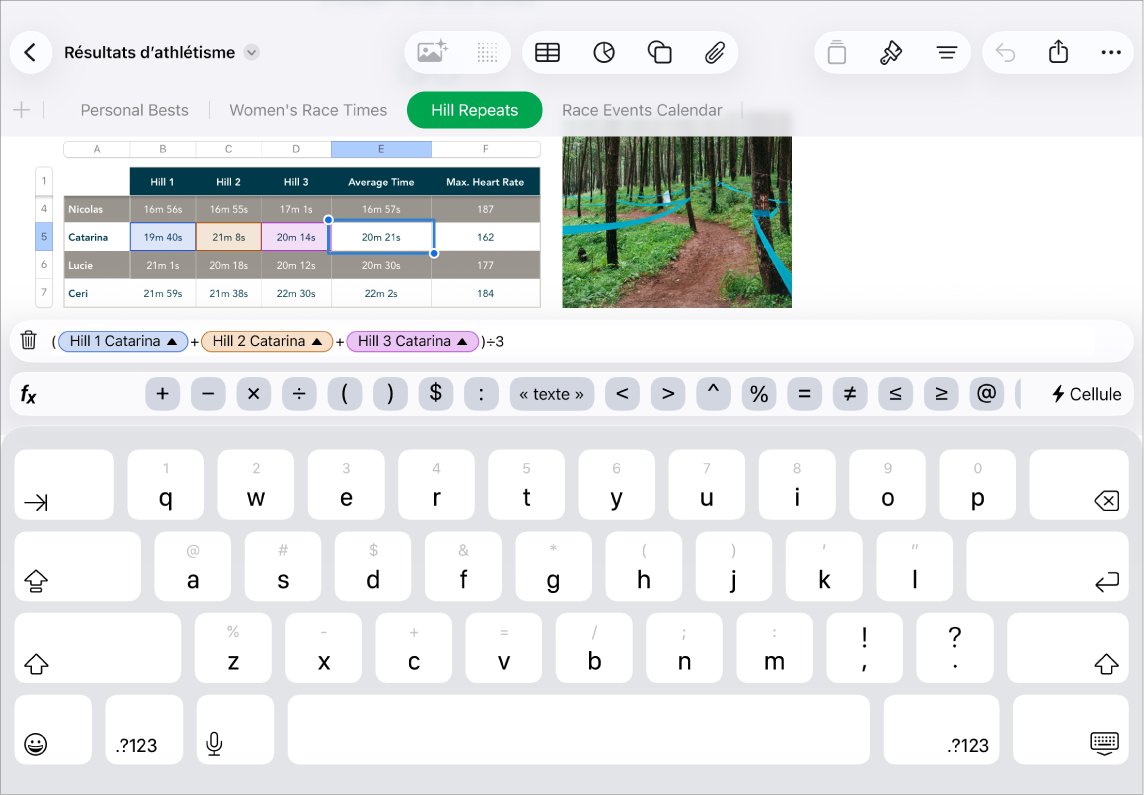 La fenêtre Numbers présentant une cellule sélectionnée dans un tableau. La cellule sélectionnée présente le résultat d’une formule et les valeurs contenues dans la cellule sont mises en surbrillance. La formule complète et le clavier des formules sont affichés en bas de la fenêtre.