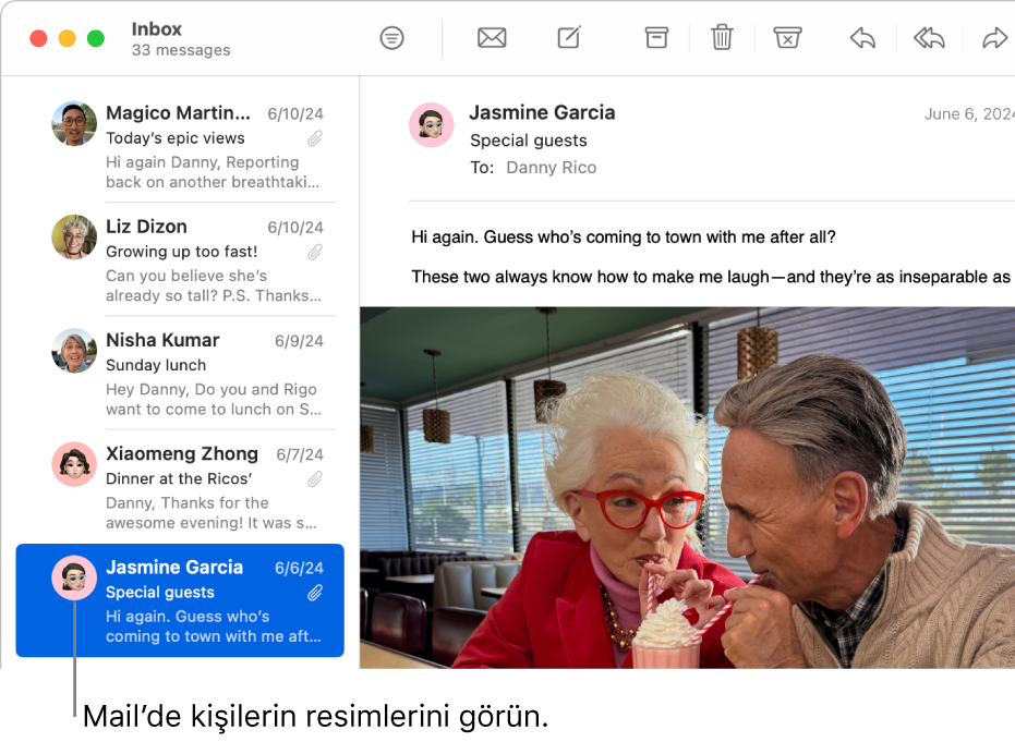 Gönderenlerin adlarının yanında resimlerini de gösteren ileti listesiyle Mail penceresi.