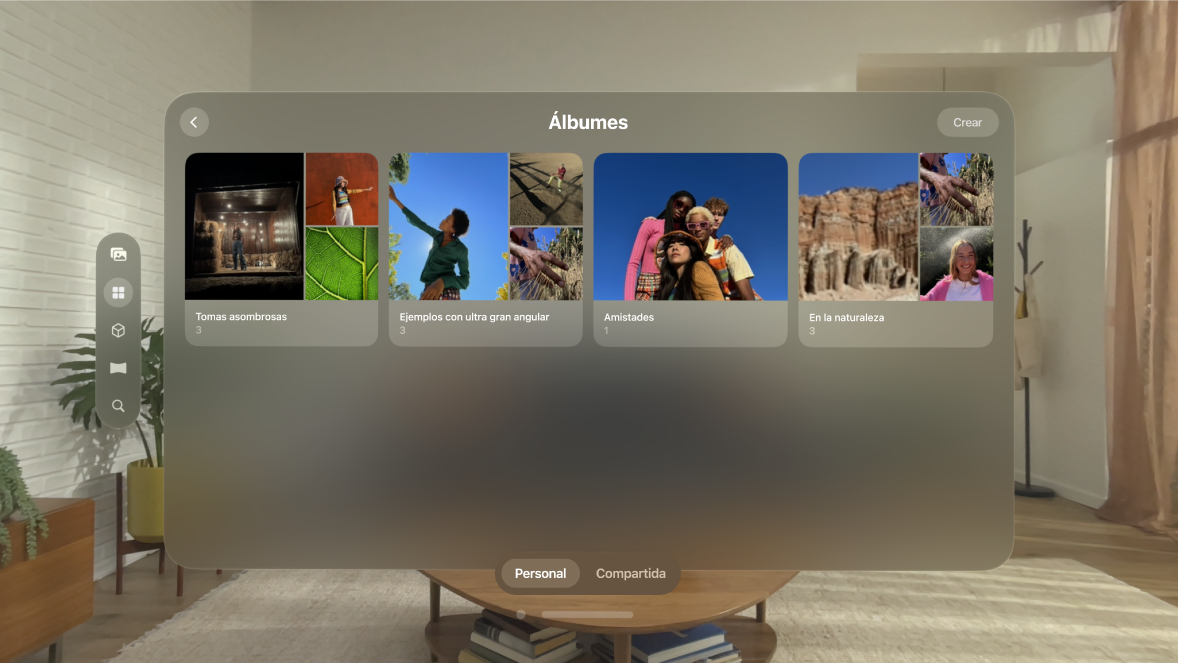 La app Fotos en el Apple Vision Pro mostrando diversos álbumes y opciones, como Tipos de contenido y Recientes.
