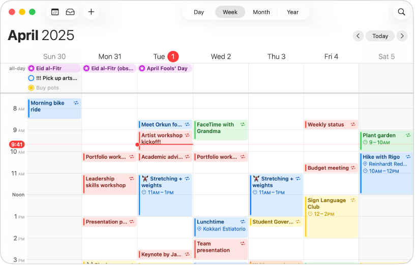A Calendar app window showing the week’s scheduled events and reminders.