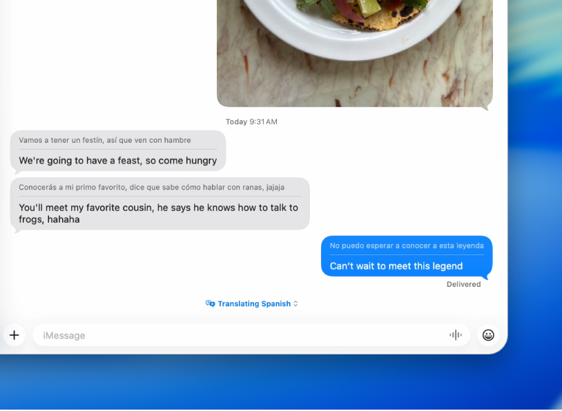 A Messages app window showing a message being translated from Spanish to English.