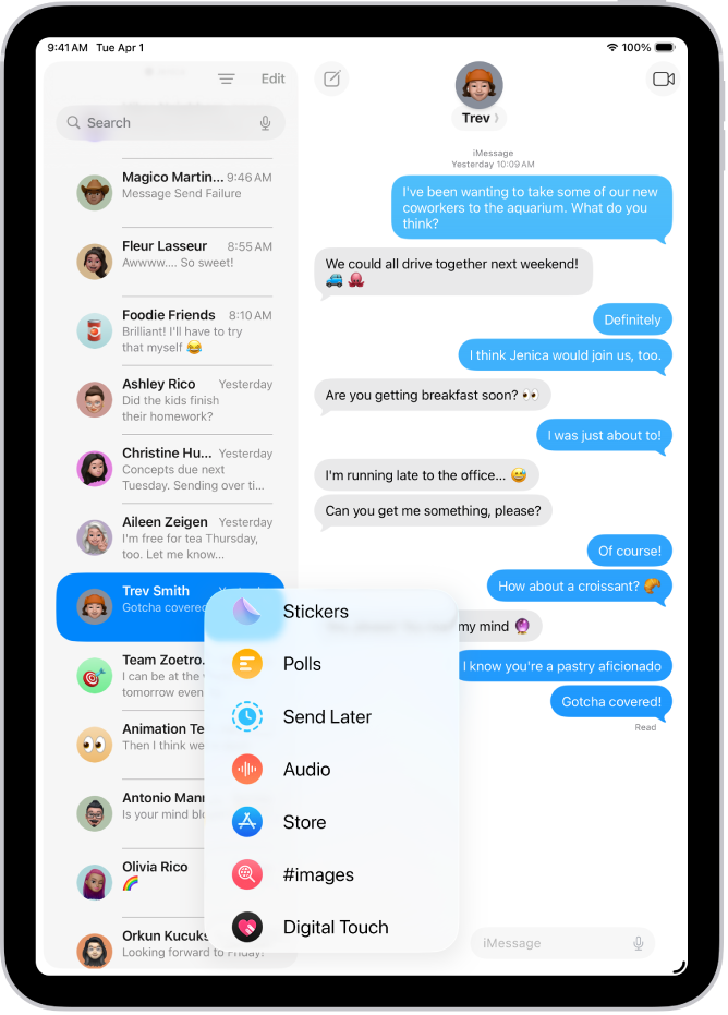 iPad 메시지 앱의 추가 메뉴에 예약 전송, 오디오 메시지, 앱 스토어, GIF 이미지, Digital Touch, 위치 공유, 음악과 같은 여러 iMessage 기능이 나열됨.
