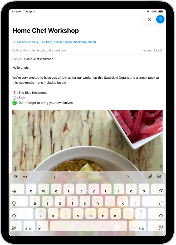 Et åpent e-postutkast i Mail-appen. Knappen for å sende meldingen er øverst til høyre. Trykk for å sende meldingen, eller trykk og hold for å planlegge et tidspunkt for sending.